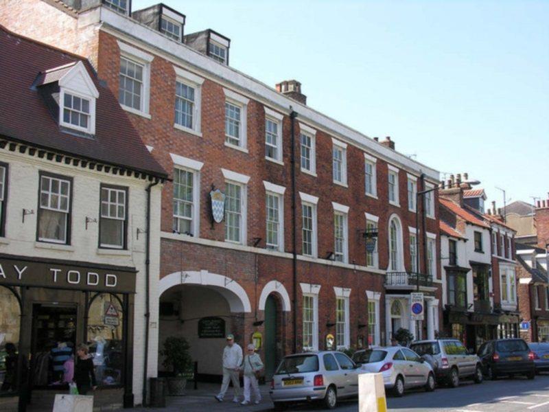 The Beverley Arms Hotel Exterior photo